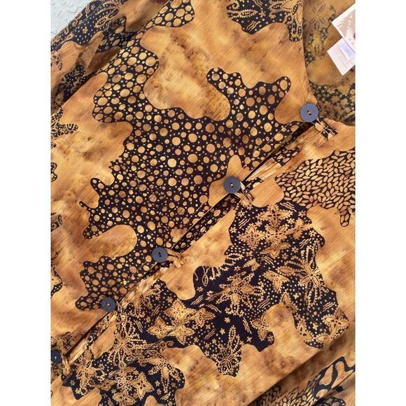 Hilo Hattie Hawaii Sz XL Button Up - Picture 6 of 9